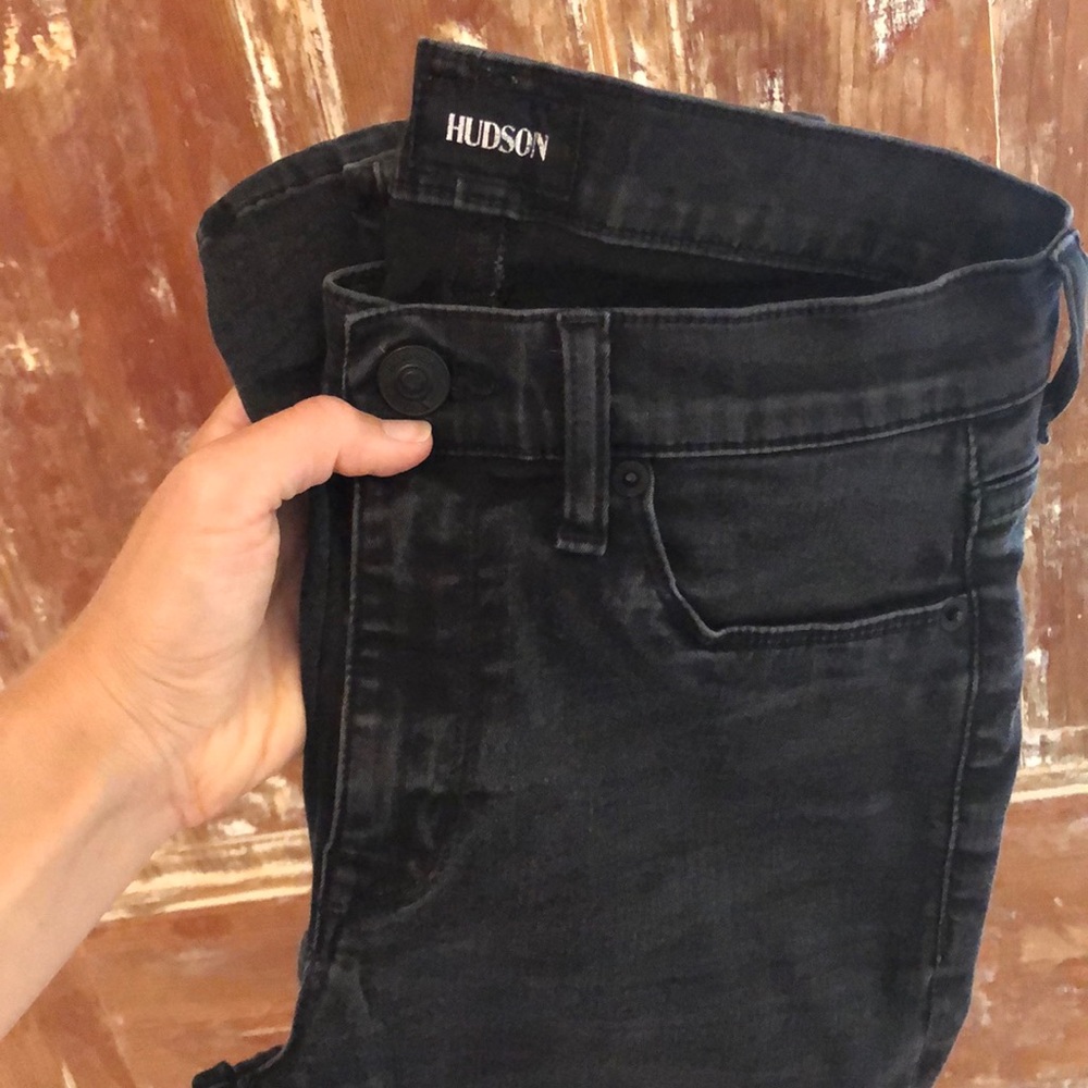 Hudson dark gray/black skinny jeans Sz 28